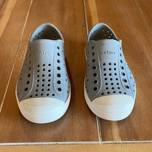 Native Shoes - Grey - Size C8